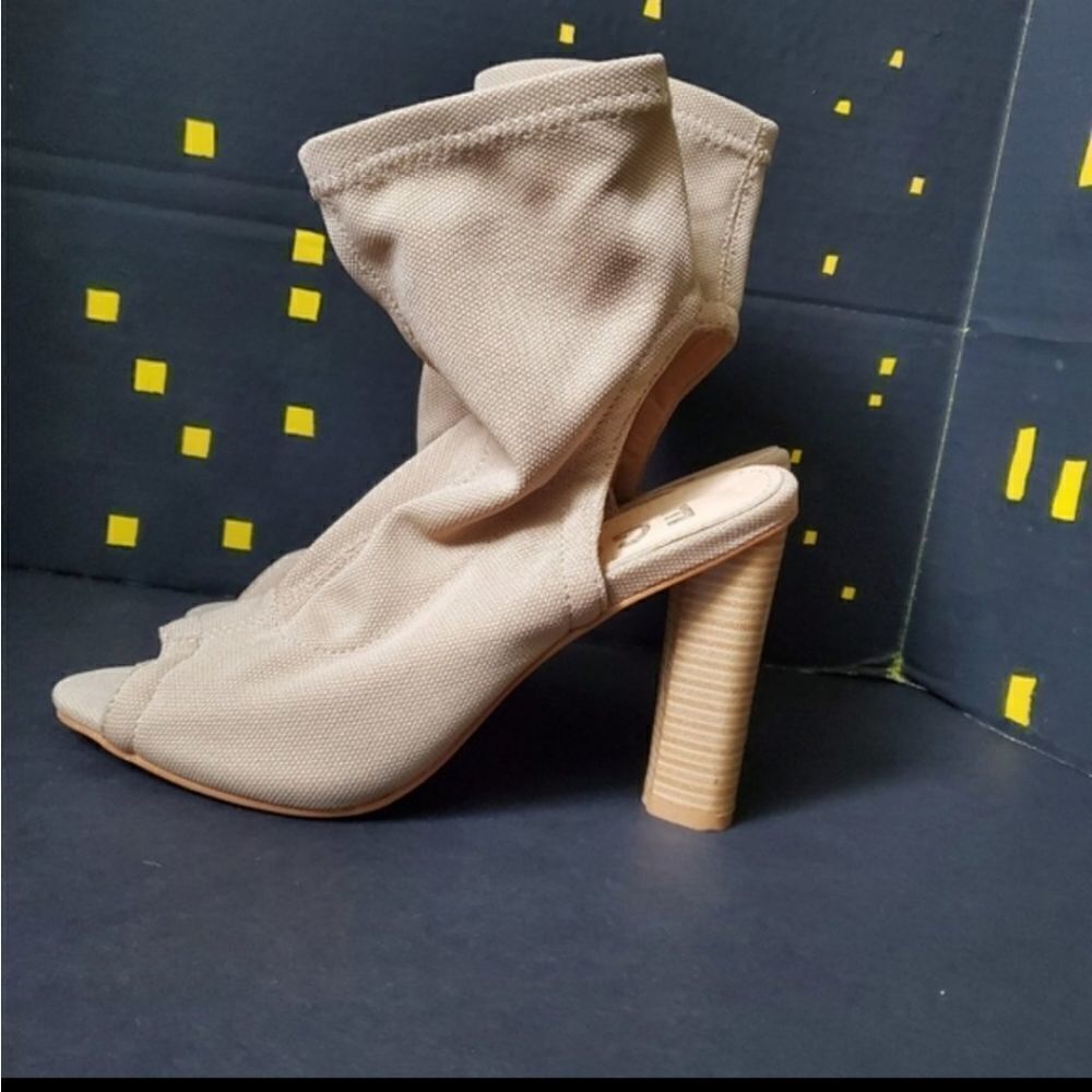 Ego Tan Knitted Heels - Picture 5 of 8